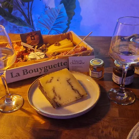 Loveroom, La Tour Secrete Jacuzzi, Sauna, Plage, Clim, Netflix, Wifi Aude, Occitanie Apartman Vinassan