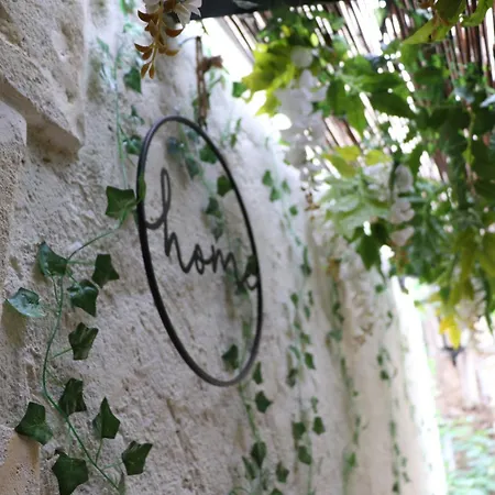 Appartement Loveroom, La Tour Secrete Jacuzzi, Sauna, Plage, Clim, Netflix, Wifi Aude, Occitanie Vinassan