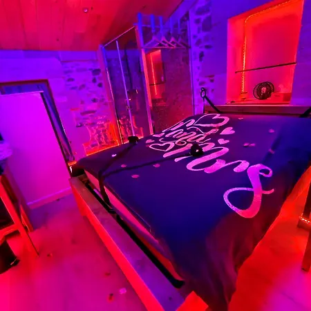 Loveroom, La Tour Secrete Jacuzzi, Sauna, Plage, Clim, Netflix, Wifi Aude, Occitanie Apartman *